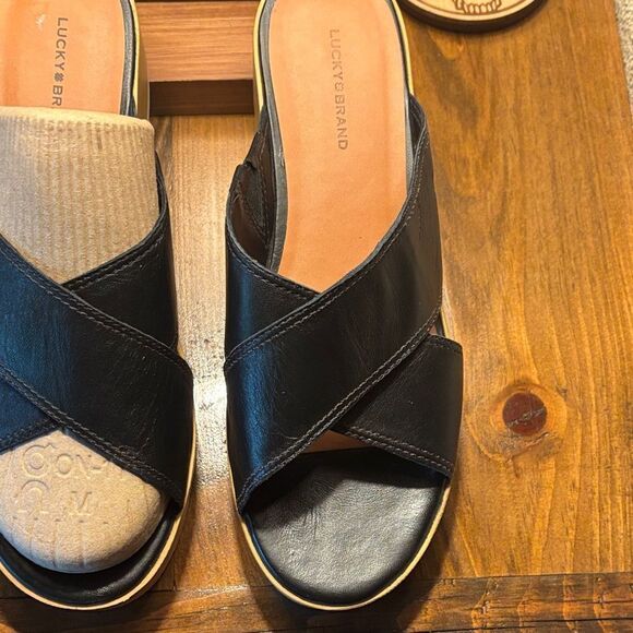 Lucky Brand 🍀 Black Leather and Cream Platform Sandals - Picture 4 of 12